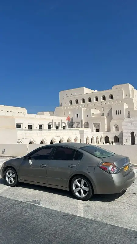 نيسان التيما 200765636485691779122