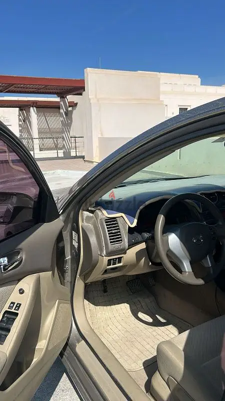 نيسان التيما 200765636485691779123