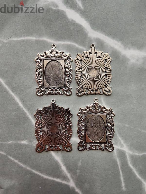 Cabochon Pendant Frame 1