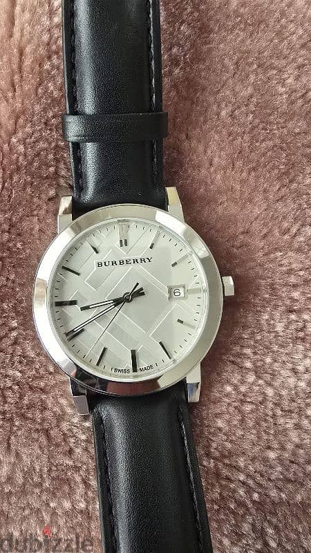 Burberry watch same as new 4