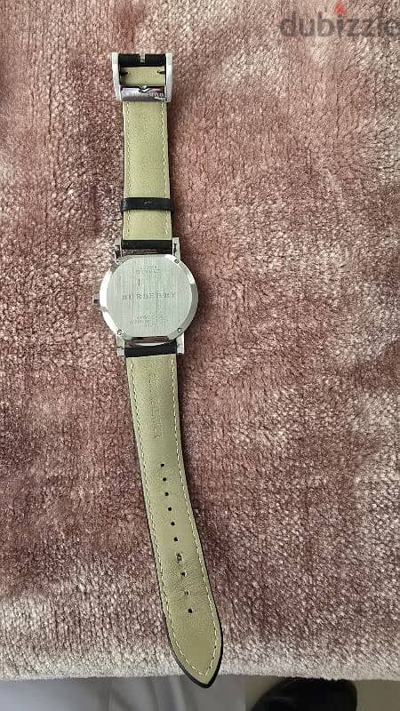 Burberry watch same as new 5