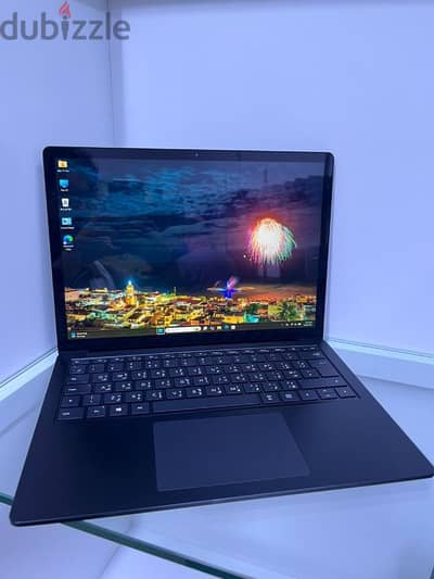 Microsoft surface Laptop 4 core i7 11th Gen 16gb 512gb 8gb graphics