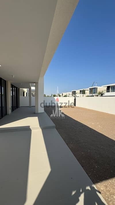 Elegant Villa in Al Mouj • Prime Location •4+1 BR•free hold