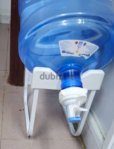 water bottle stand