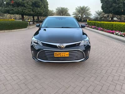 تويوتا أفالون 2018