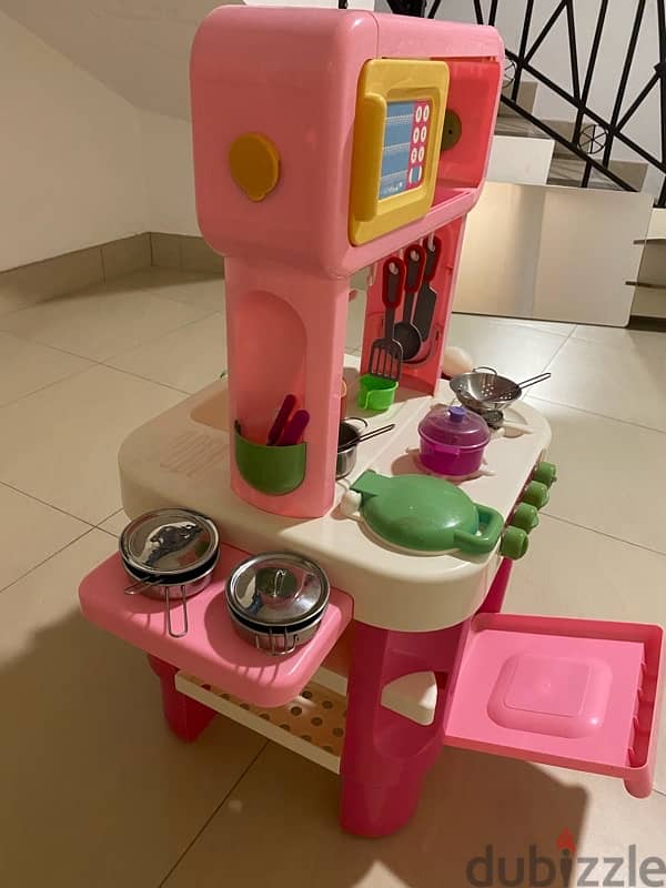 Kidz Kitchen in Very Good Condition 1