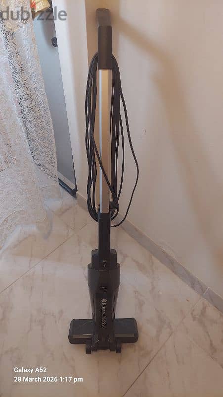 Russell hobbs vacuum cleaner 1