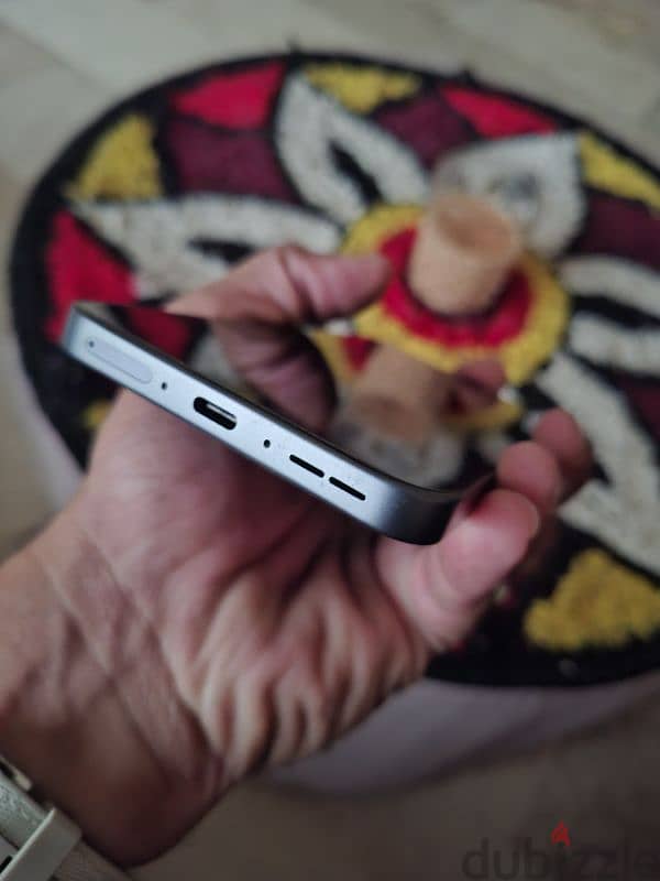 8GB/256GB, Phantom Grey,  Under Warranty. 7