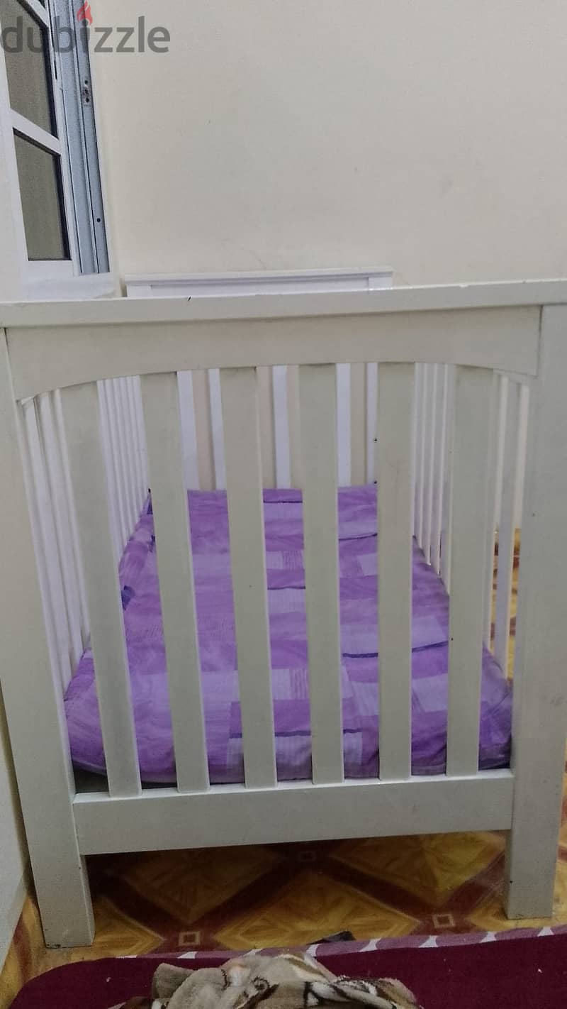 BABY BED FOR SALE  GOOD CONDITION 2
