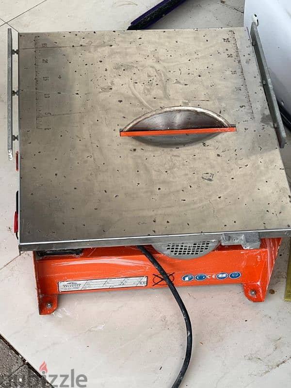 Ceramic Tile Cutting Machine 3