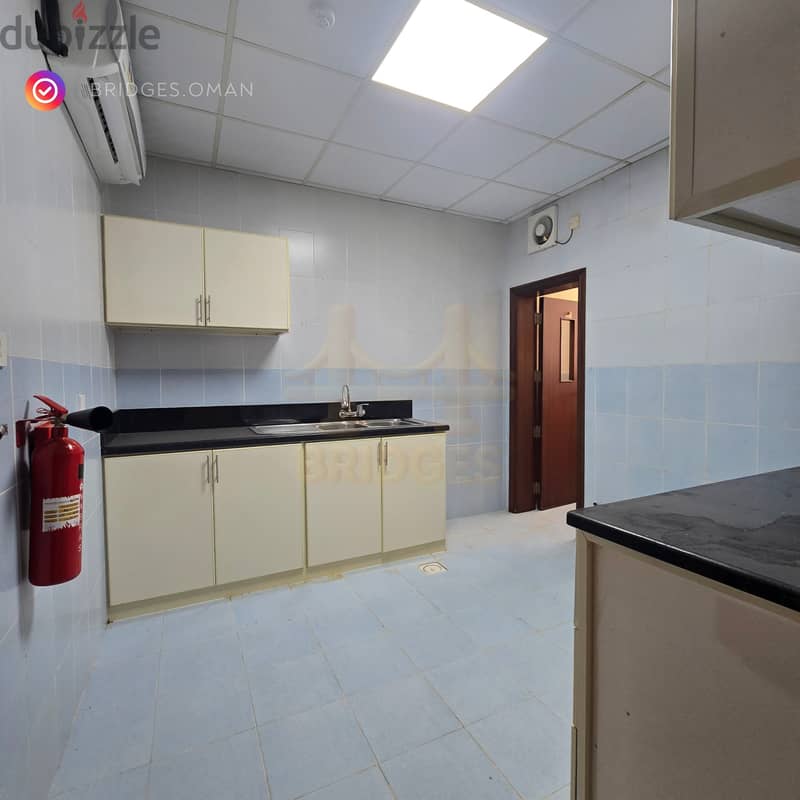 Elegant 2BR Apartment for Rent in Qurum 3