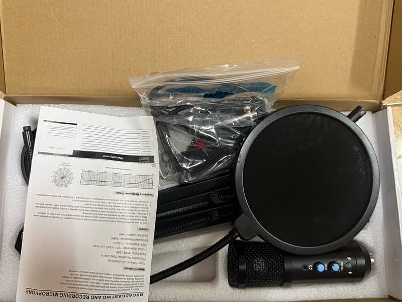 Gaming microphone 1