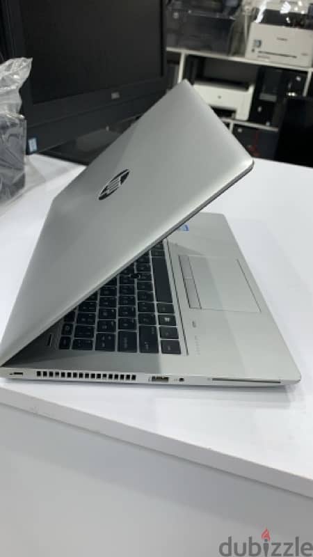 core i7 gen 8th ram 8 gb ssd 512 gb Windows 11 pro Microsoft installed 2