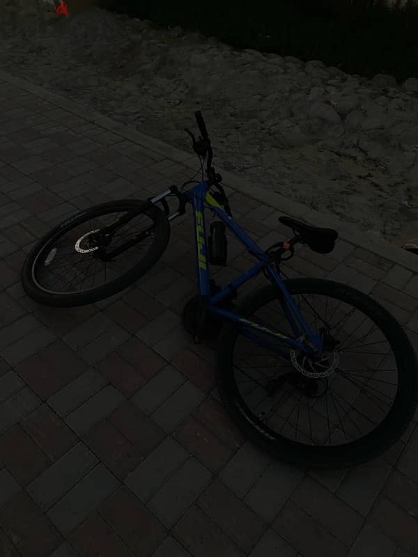 Fuji Hardtail Mountain Bike 3