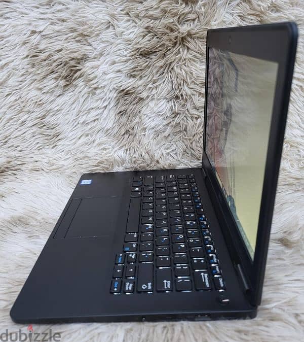 Dell 7270 i5 6th Gen 8gb ram 256gb ssd 1
