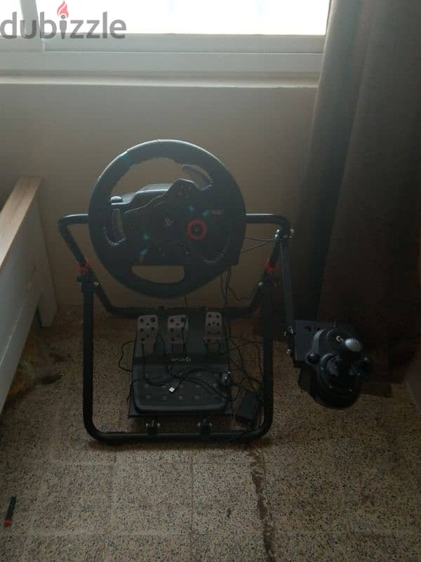 Logitech g29 gaming steering wheel 1