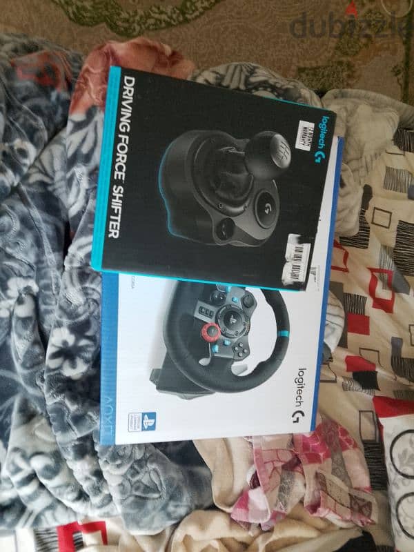 Logitech g29 gaming steering wheel 3