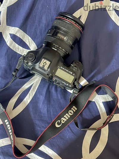 BODY ONLY Canon 5D mark 3 (mark III) with 2 batteries and charger