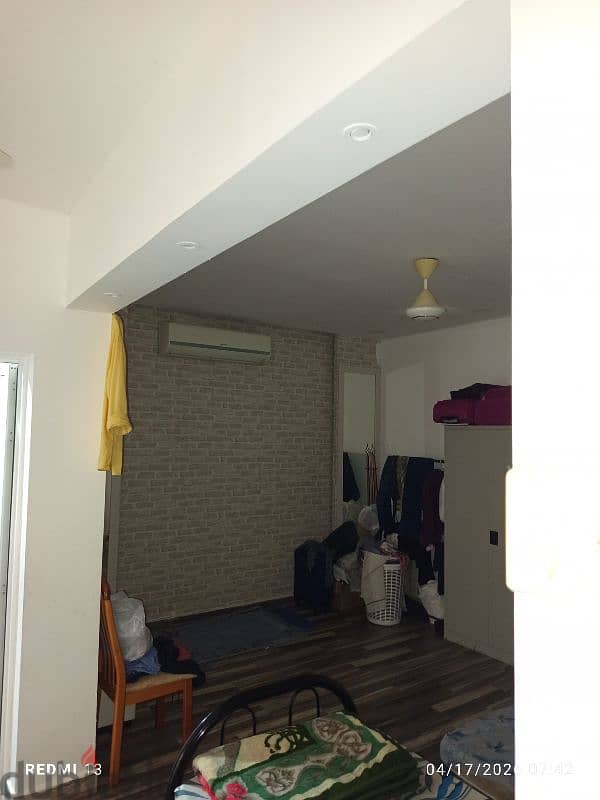 Executive Sharing room (bed sace) with indian 6
