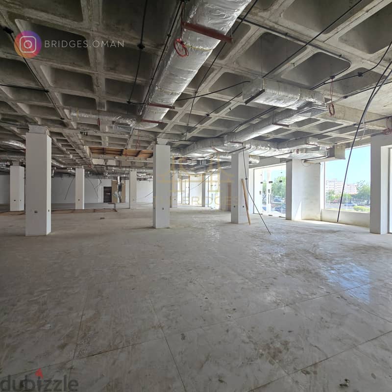 Premium Commercial Building in Ruwi 2
