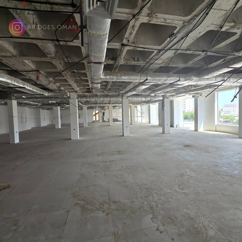 Premium Commercial Building in Ruwi 3