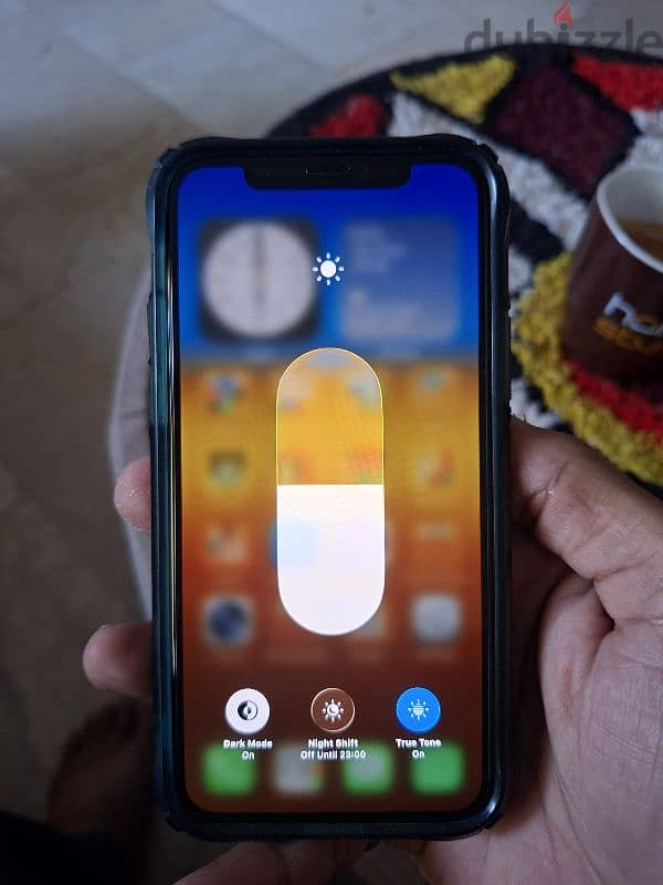 iPhone 11 Pro, 512 GB Gold. 8