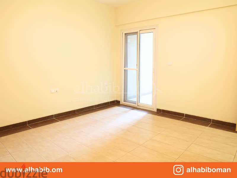 شقة ٣ غرف للإيجار في الغبرة 3BHK for Rent at Al Ghubra - Merbat Tower 11