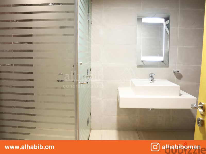 شقة ٣ غرف للإيجار في الغبرة 3BHK for Rent at Al Ghubra - Merbat Tower 13
