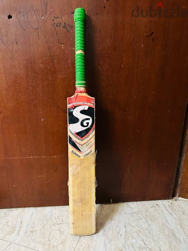 Cricket Bat 2