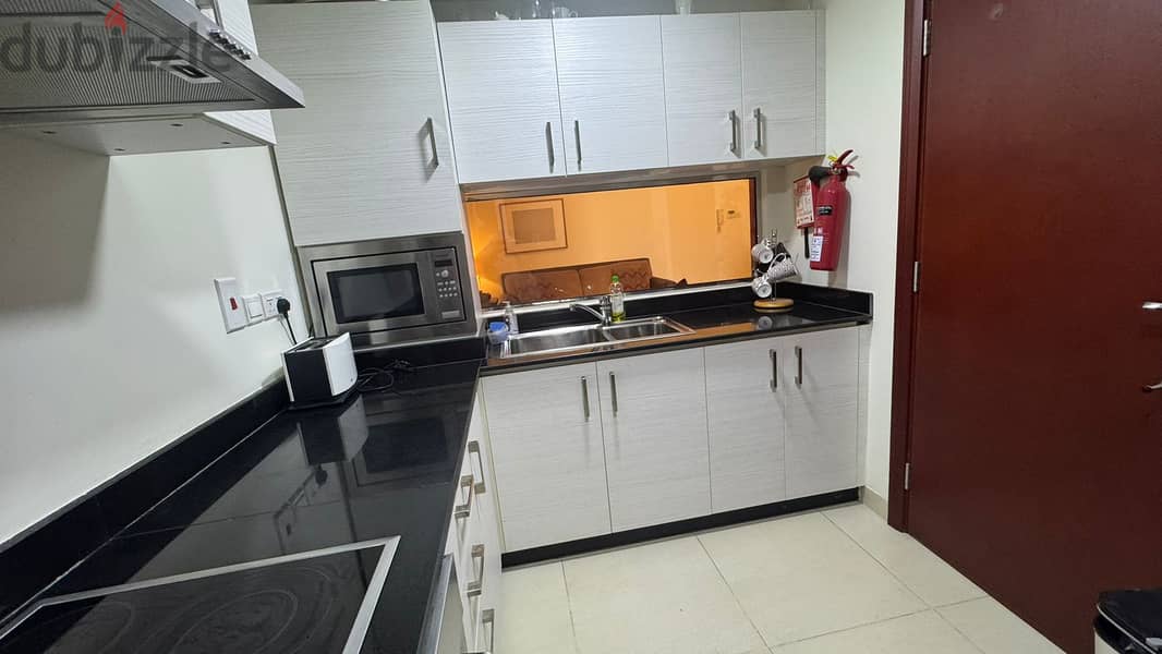 RQA7632-Luxury one bedroom fully furnished apartment, Al Qurum 5