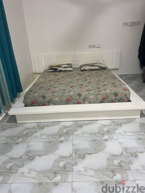 bed with mattress 1