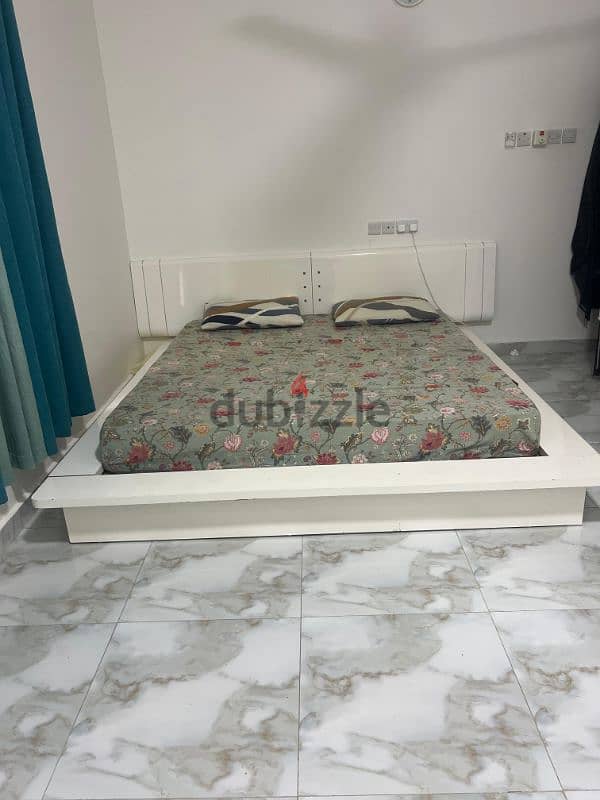 bed with mattress 4