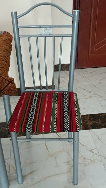 4 seater Dining table 1
