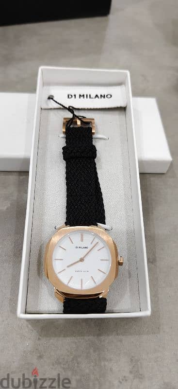D1 Milano super slim watch