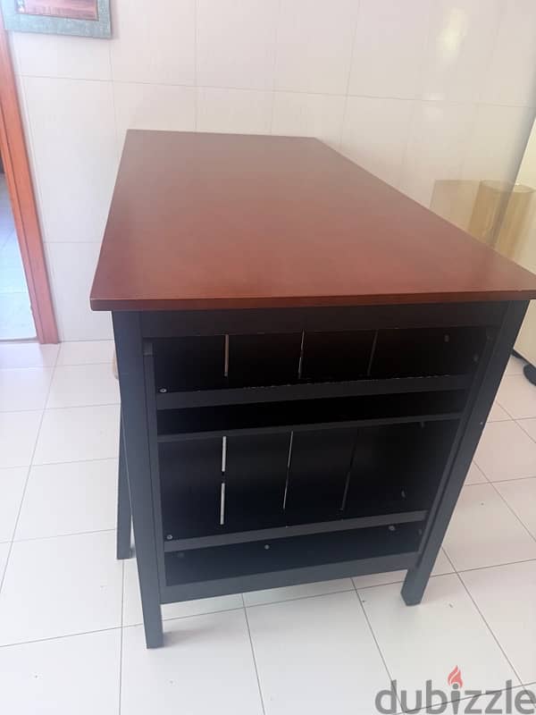 Dinning table with 4 chairs 1
