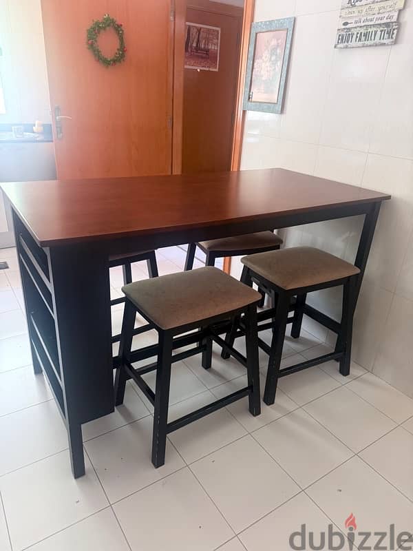 Dinning table with 4 chairs 2