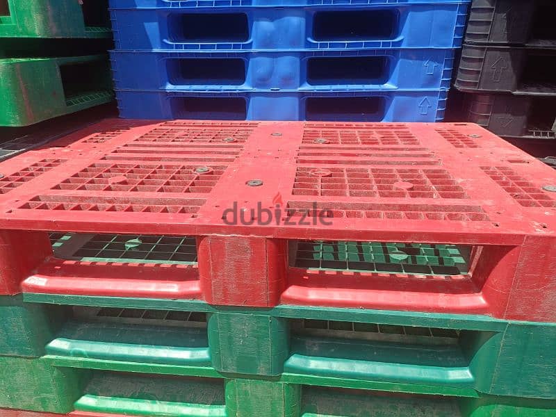 USED MEDIUM & HEAVY DUTY PALLETS 15