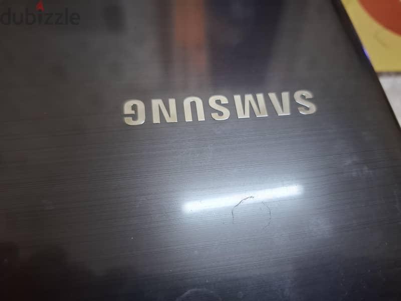 Samsung Laptop intel core i5 with 1GB Graphics (windows 10 original) 4