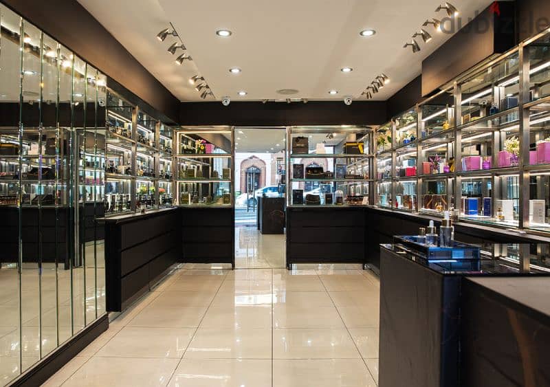 INTERIOR FIT OUT 8