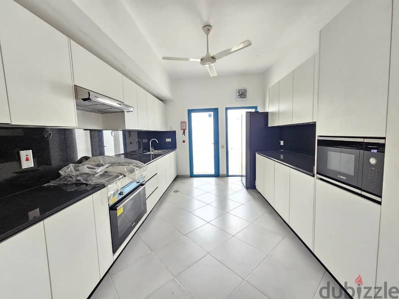 RSQV8940-4 Bedroom Villa for Lease in Prime Coastal Compound 8
