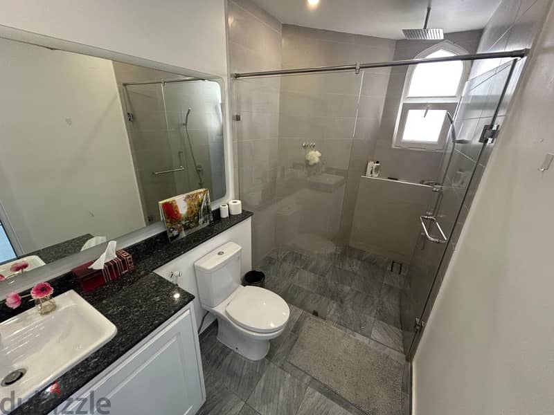 RSQV8710-Five-bedroom fully furnished villa, Shatti al Qurum 12
