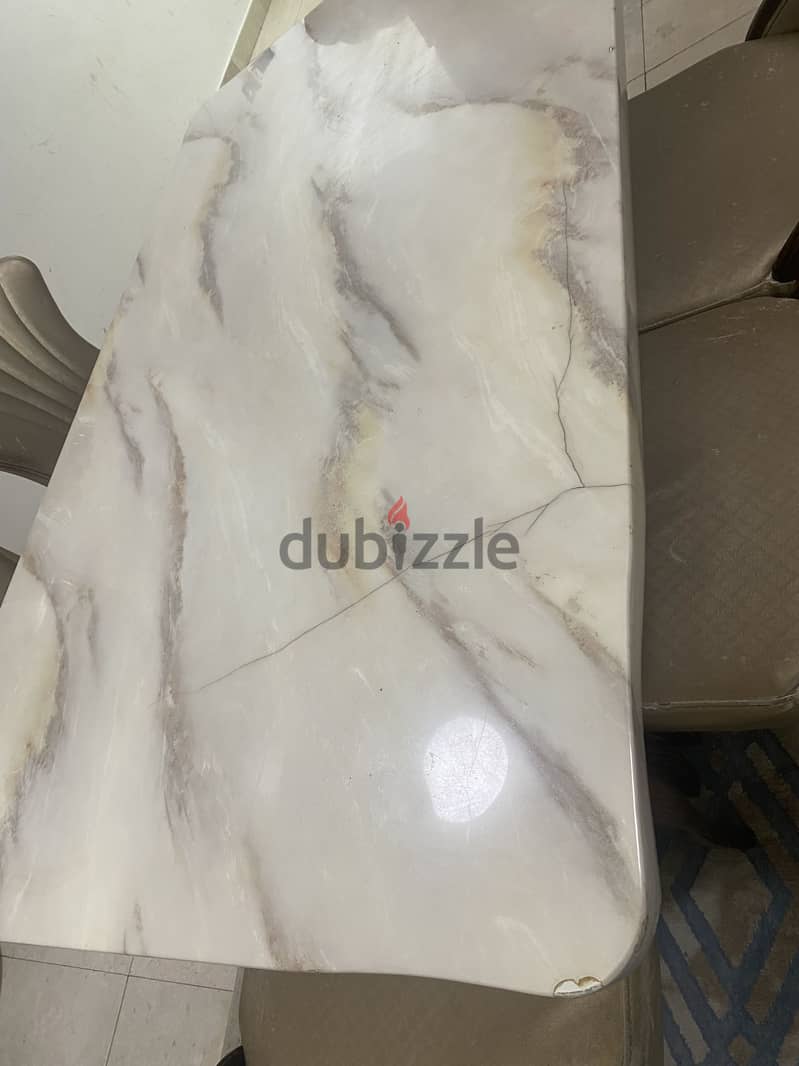 6-seater marble dinning table 1