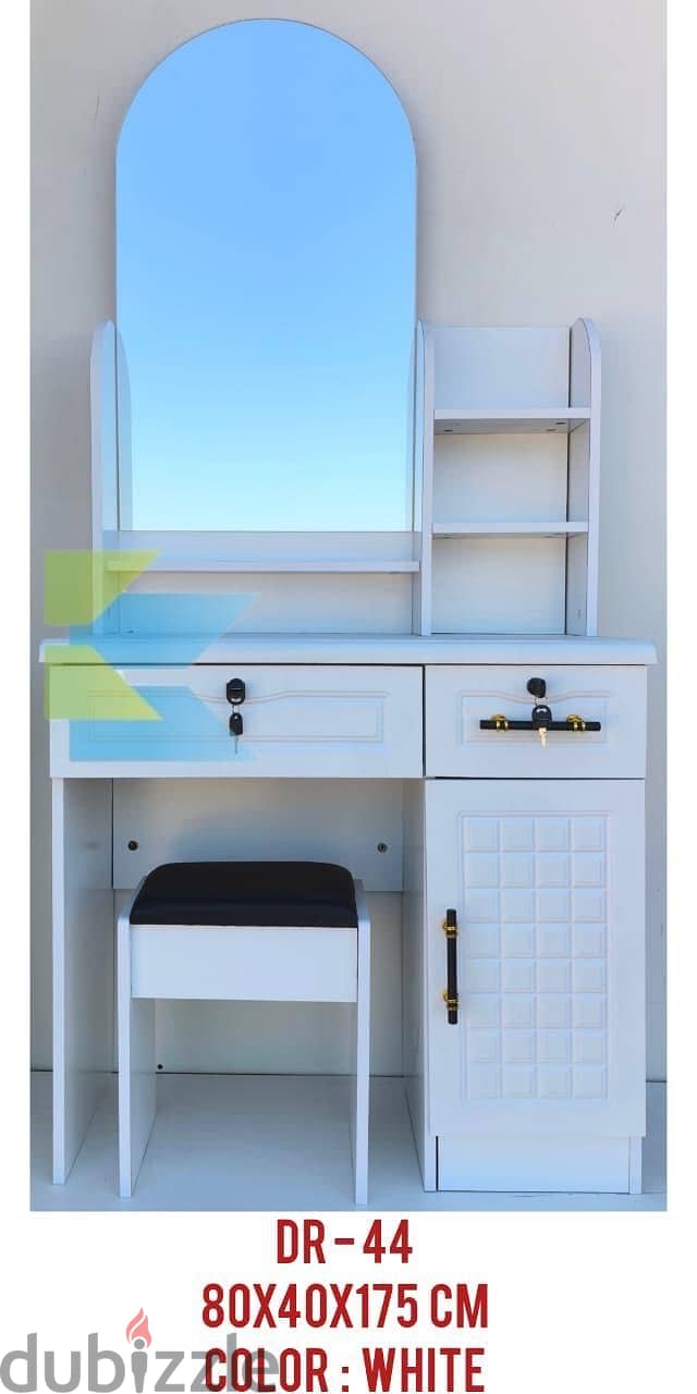 special Offer New dressing table available. all r not same degsin and 2
