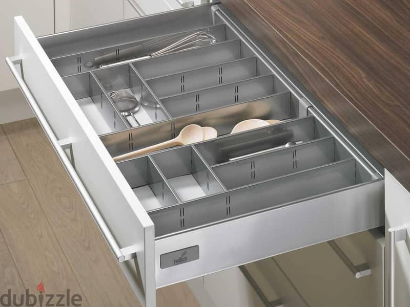 MODULAR KITCHEN 7