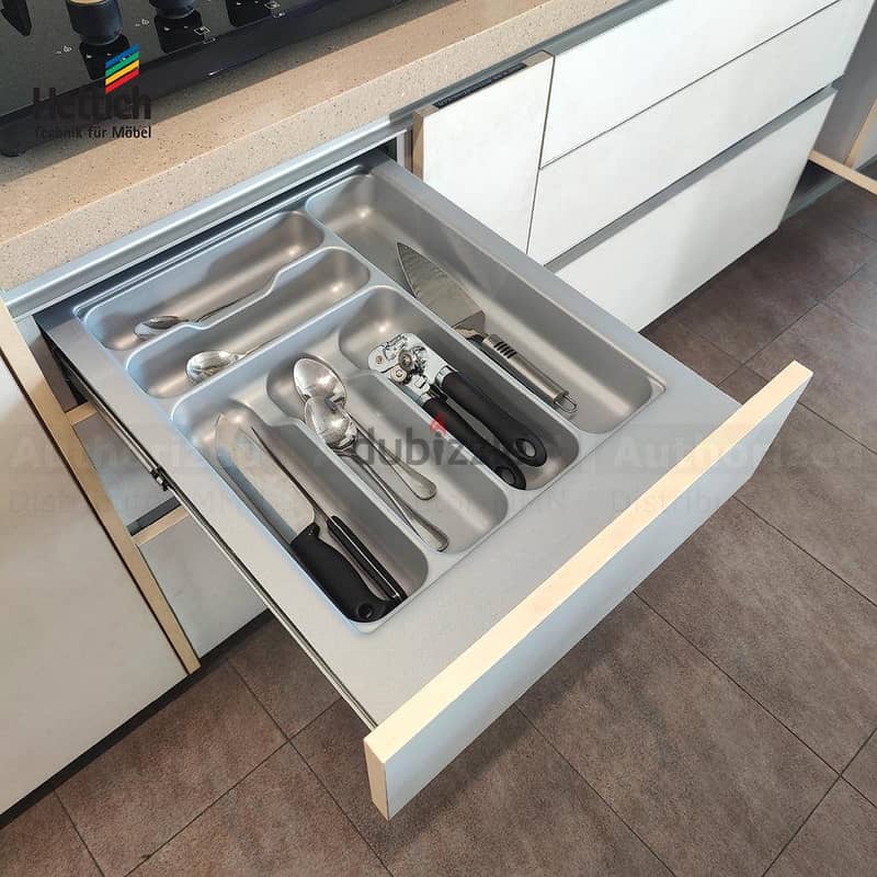 MODULAR KITCHEN 17
