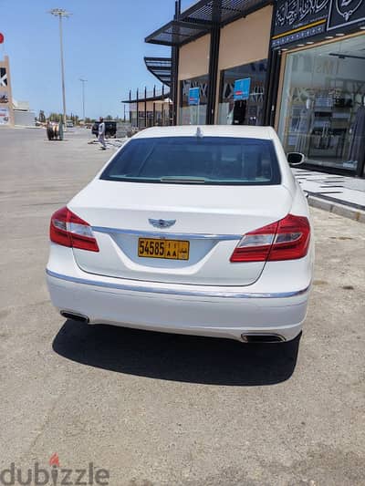 جينيسيس G70 2014