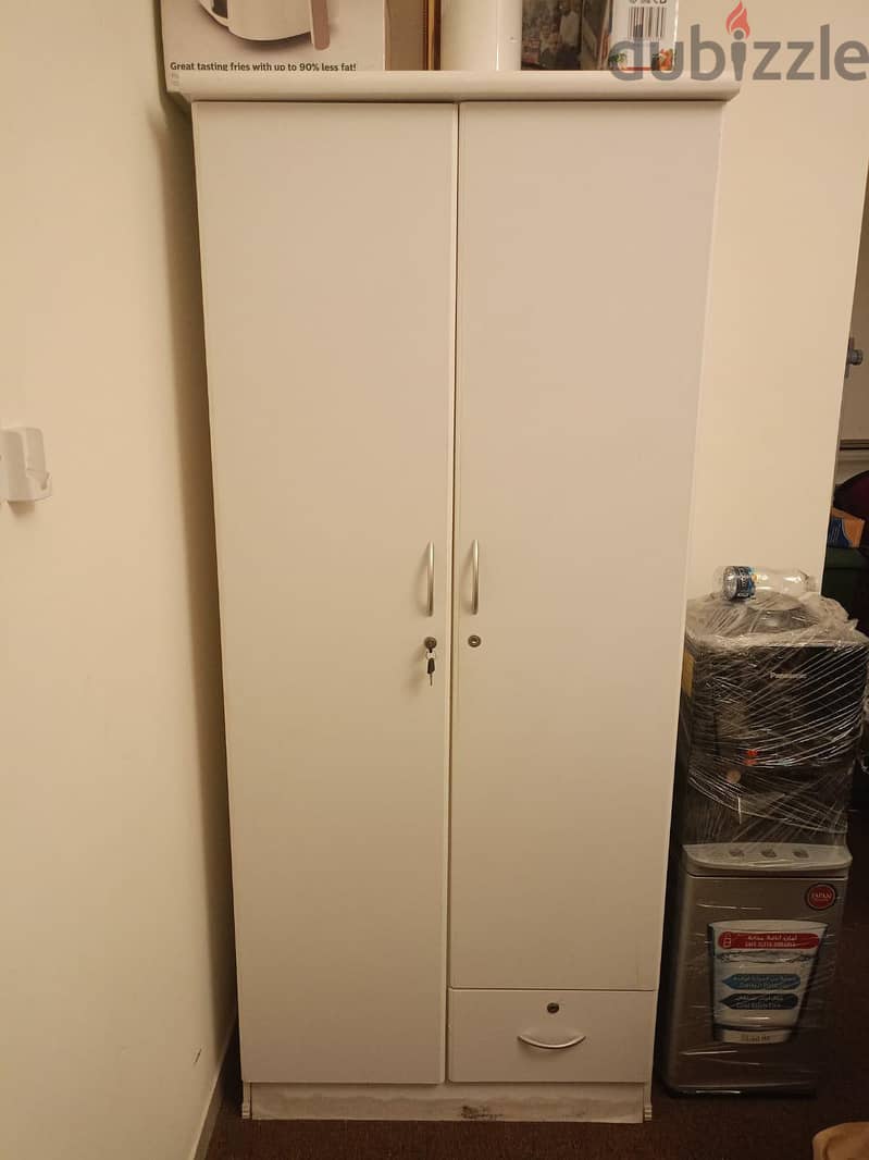white color Cupboard in good condition 1