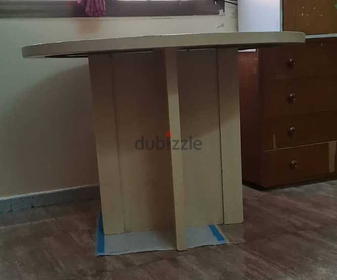 Round wooden dining table only 1