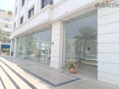 Premium Showroom for Rent in Mawaleh – Prime Commercial Location