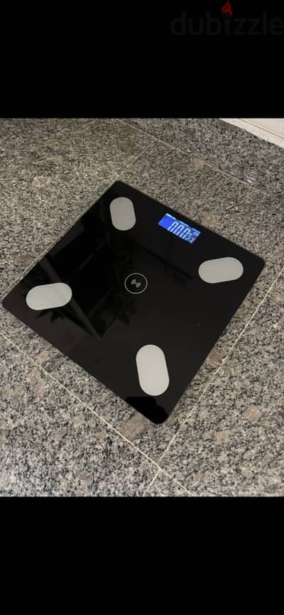 Fitness tracker smart weighing scale with app